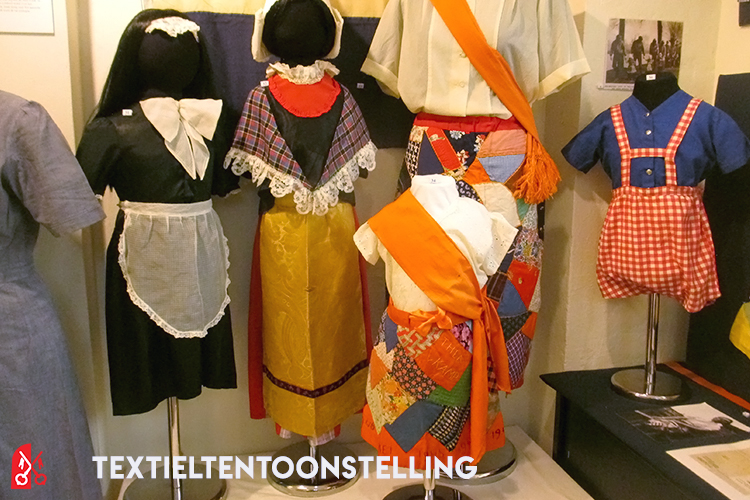 been Verhoog jezelf Buitensporig Tentoonstelling van textiel uit de oorlogsjaren in Leiden en Oegstgeest -  Leiden4045.nl