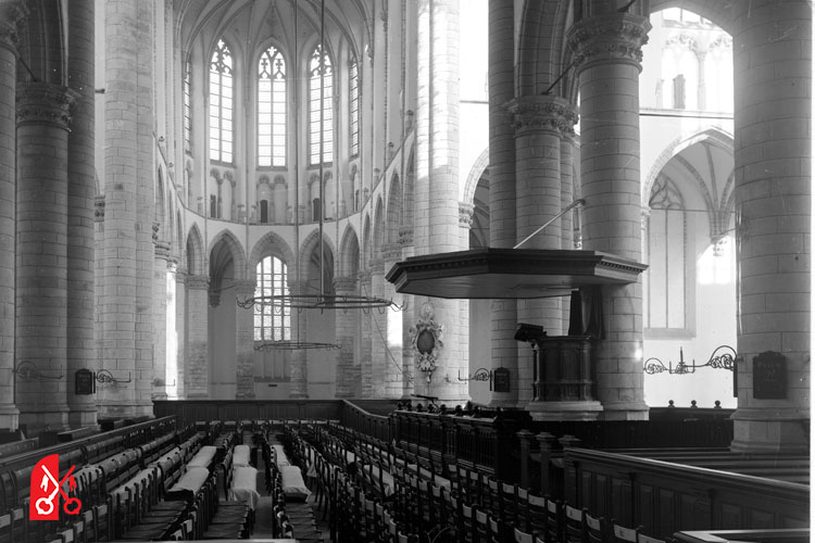 Hooglandse kerk interieur